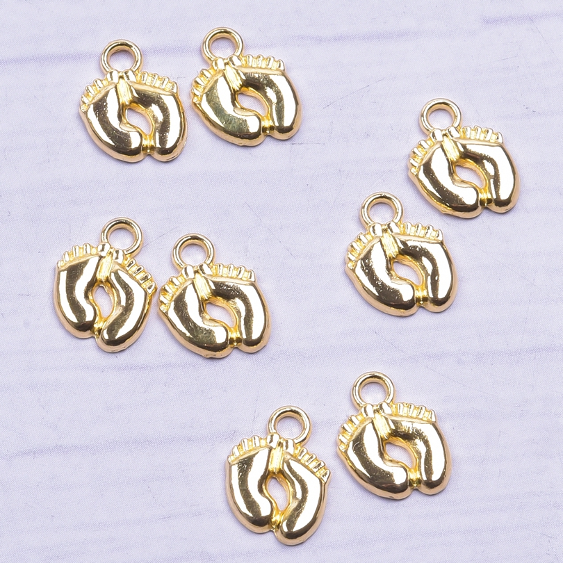 20-50pcs Charms Baby Feet Foot - Jewelry Making 3 Year Old recensione e prezzo
