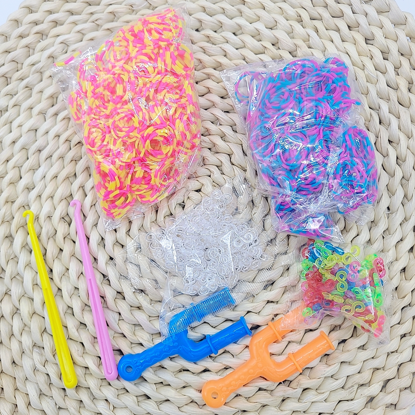 Friendship Bracelet Set, Inclu - Jewelry Making Online recensione e prezzo
